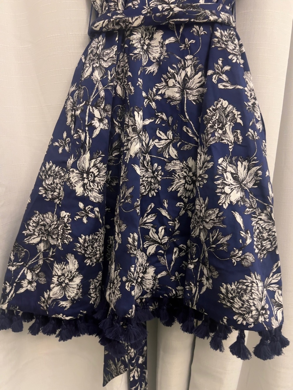 Alice & Olivia NWT Blue Lucy Floral Tassel Trim Mini Dress Sizes 8 & 10 - Picture 12 of 14